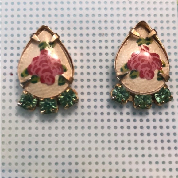 🌺Beautiful vintage floral earrings🌺 - Picture 3 of 3